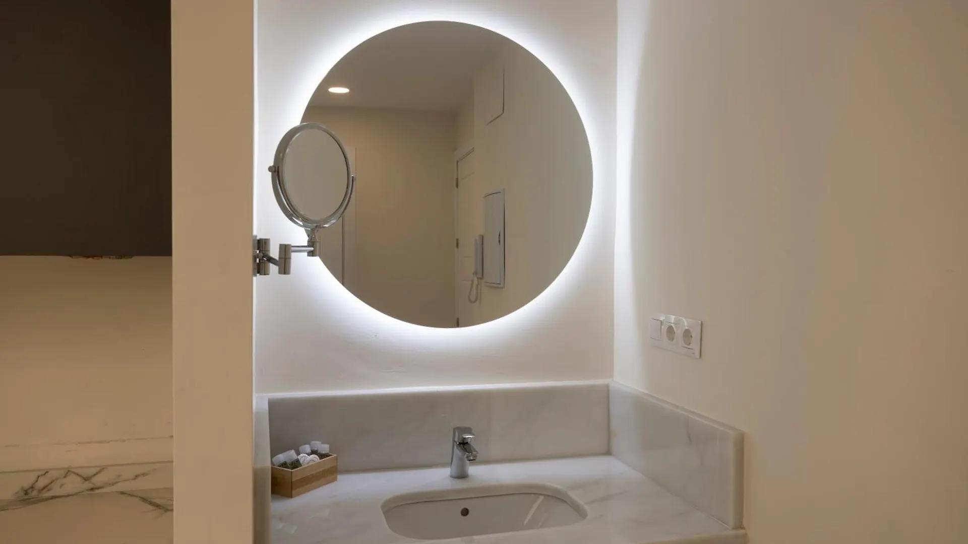 Wonderful Apartments In Seville Oldtown 0*,