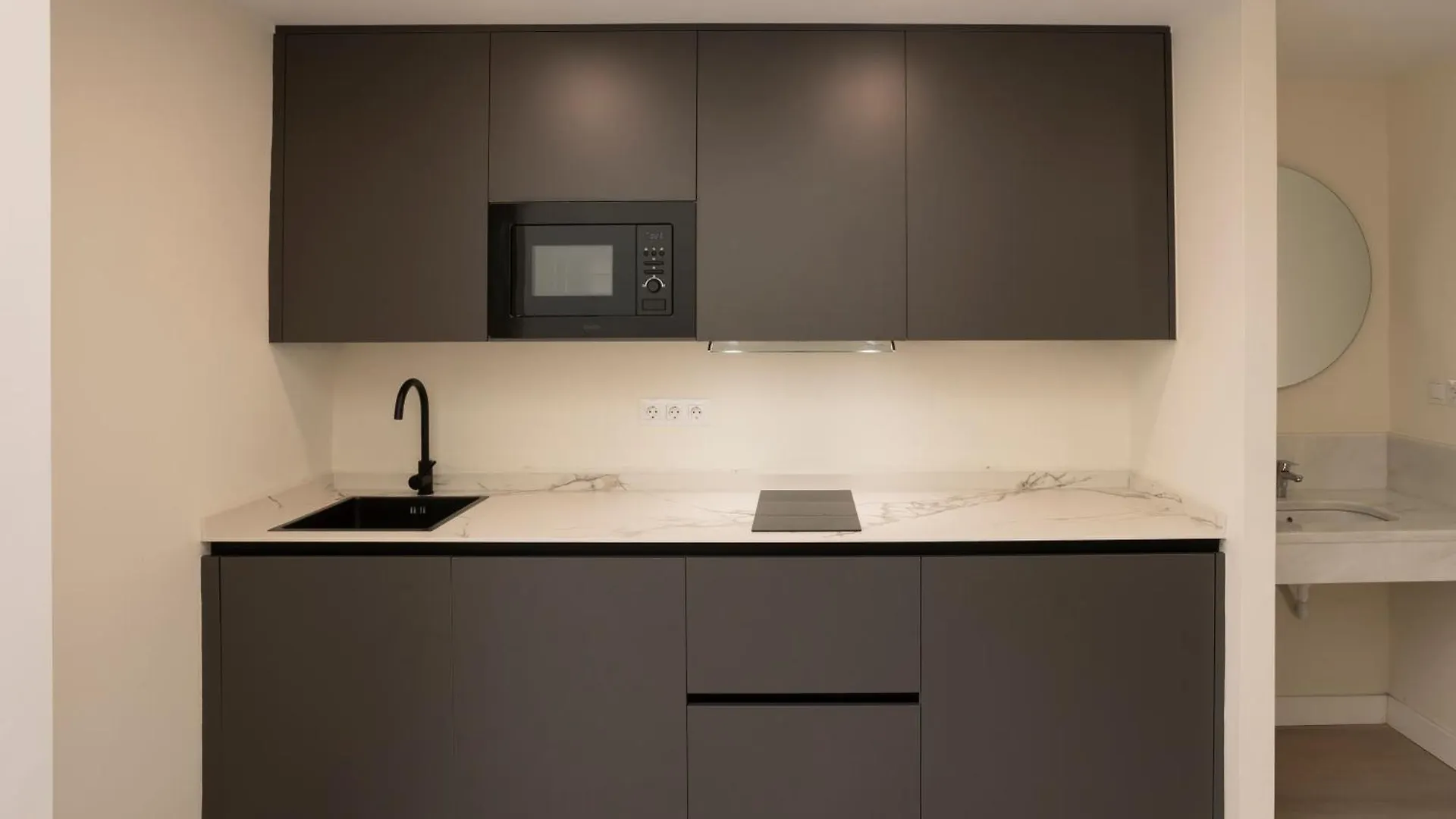 Wonderful Apartments In Seville Oldtown