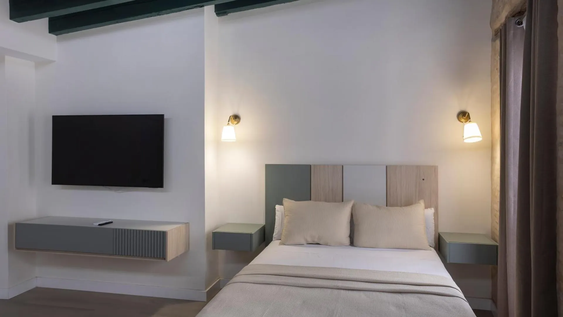Wonderful Apartments In Seville Oldtown