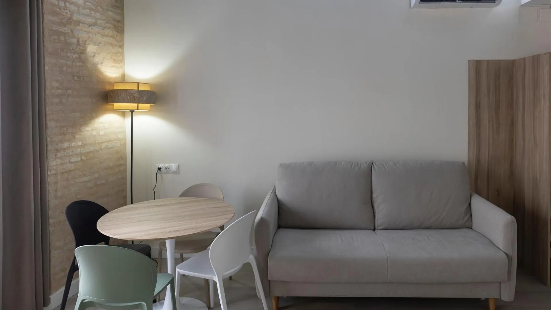 Wonderful Apartments In Seville Oldtown