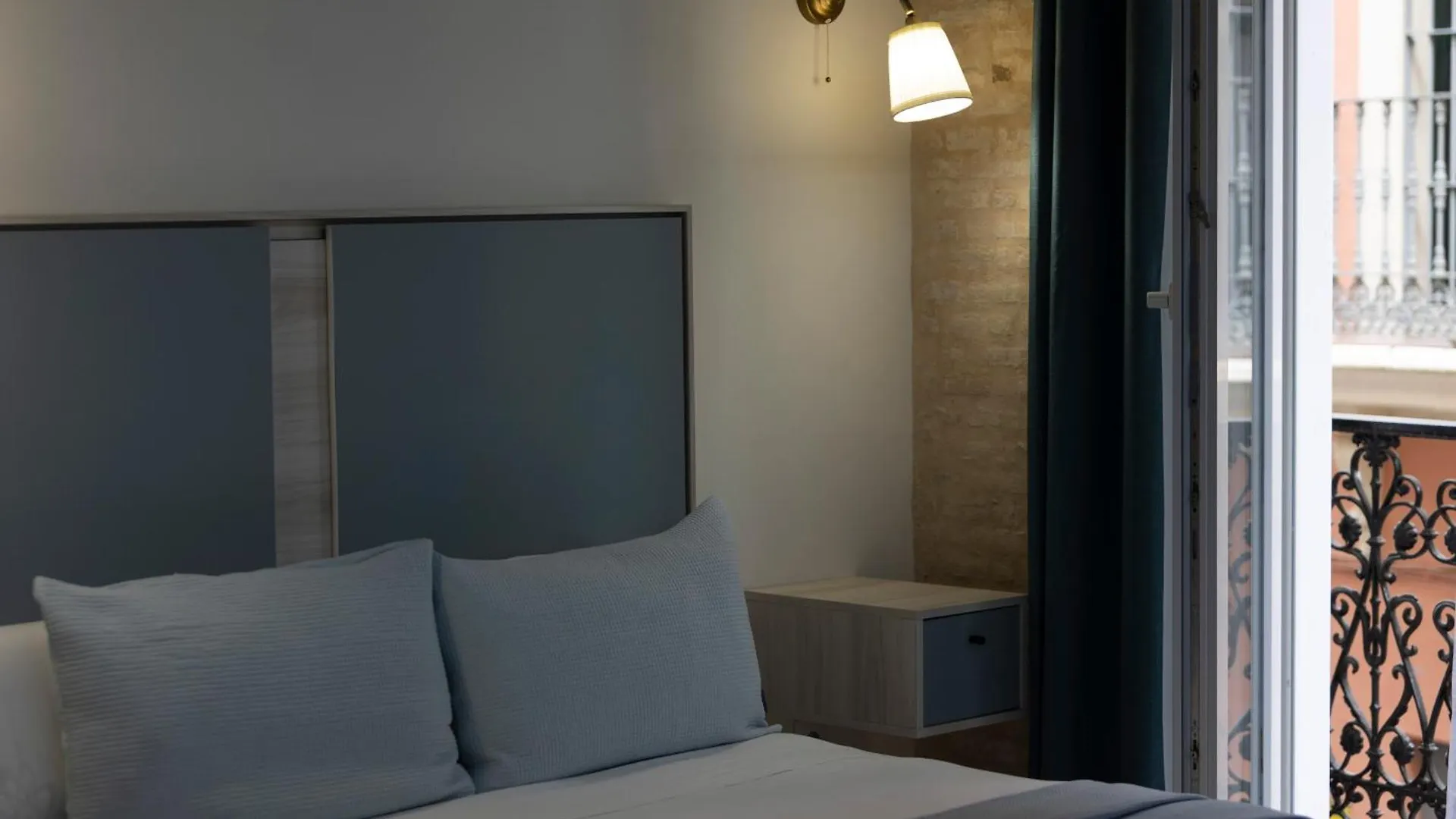 Wonderful Apartments In Seville Oldtown